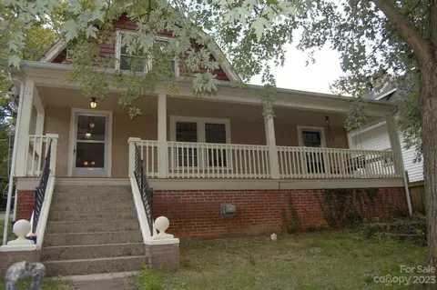 34 Fulton St, Asheville, NC 28801