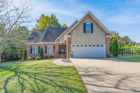 540 Aspen Ln, Indian Trail, NC 28079