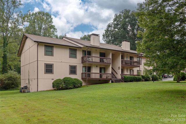 111 Shepard 608 Sq #608, Brevard, NC 28712
