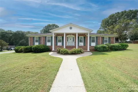 905 Sarratt Dr, Shelby, NC 28152