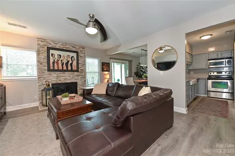 20109 Henderson D Rd #D, Cornelius, NC 28031 photo 3