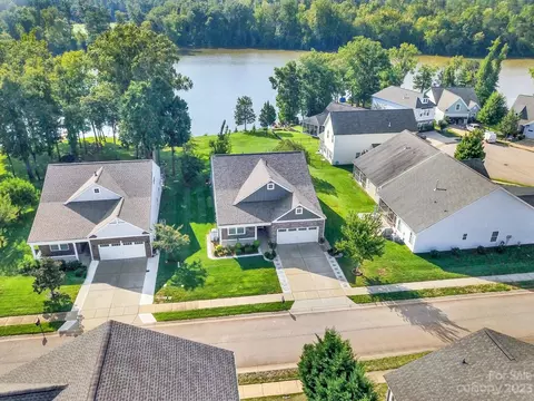 25554 Seagull Dr, Lancaster, SC 29720 photo 3