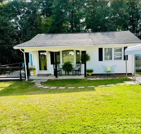 3713 Dallas High Shoals Hwy, Dallas, NC 28034