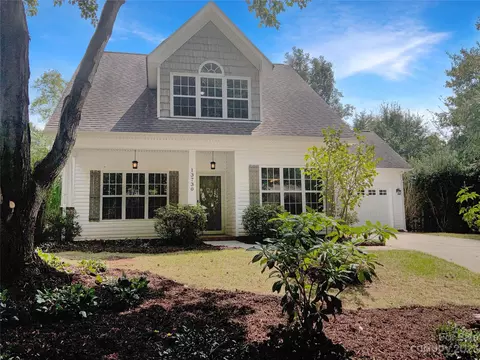 13730 Hastings Farm Rd, Huntersville, NC 28078