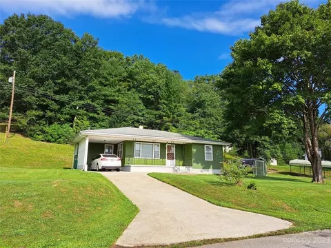 163 Mcguire Loop, Pisgah Forest, NC 28768