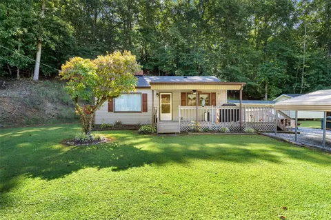 1002 Virginia Rd, Marion, NC 28752