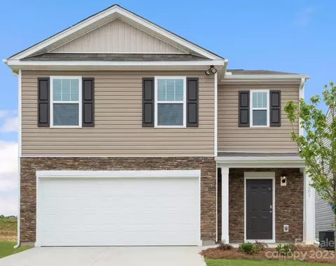 2212 Lilium Dr, Charlotte, NC 28216