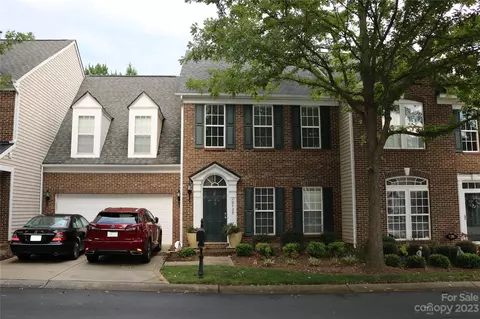 10729 Fred Gutt Dr, Charlotte, NC 28270