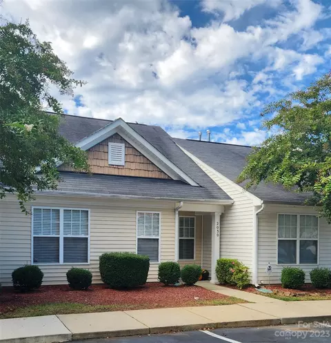2030 Shady Pond 193 Dr #193, Clover, SC 29710