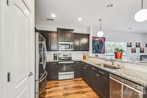 1276 Independence Dr, Elgin, SC 29045 photo 4