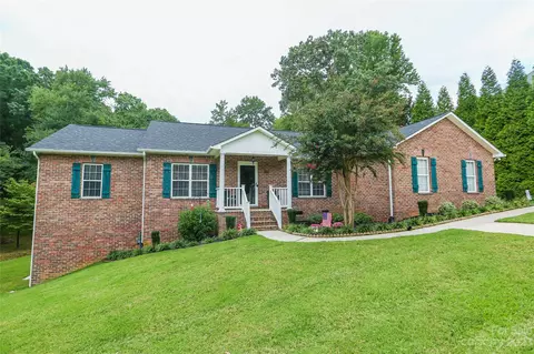 117 Stone Ridge Dr, Salisbury, NC 28146
