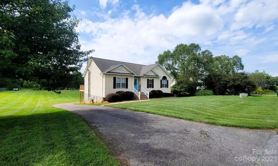 81 Meadowridge Dr, Taylorsville, NC 28681 26 Photos Movoto