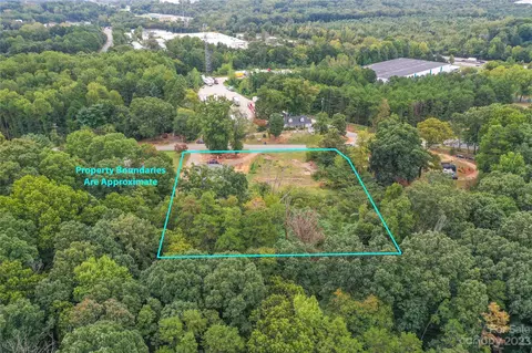 12132 Moores Chapel Rd, Charlotte, NC 28214