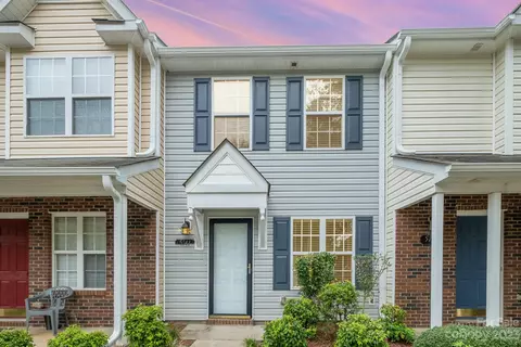 5141 Magnolia Tree Ln, Charlotte, NC 28215