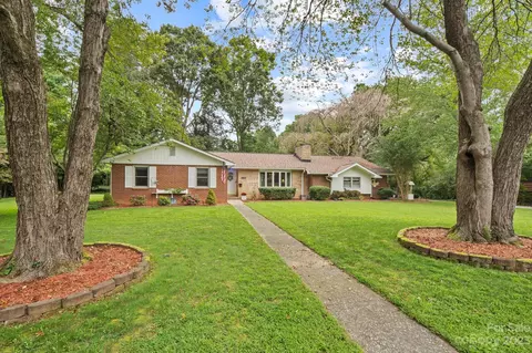 3138 Florida 11 Dr #11, Hendersonville, NC 28792