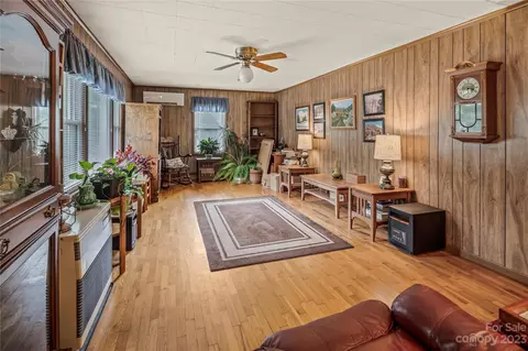 1472 E Mill Creek Rd, Todd, NC 28684 photo 9