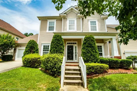 8241 Cottsbrooke Dr, Huntersville, NC 28078