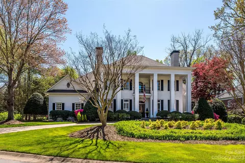 5325 Callander Ct, Charlotte, NC 28277