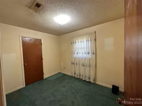 1227 Winston St, Conover, NC 28613 photo 12