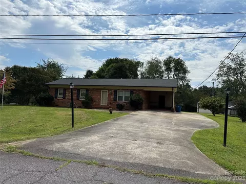 1227 Winston St, Conover, NC 28613 photo 16