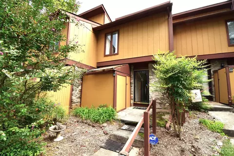 149 Colony Dr, Arden, NC 28704