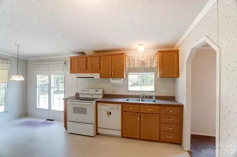 12376 Ritchie Rd, Midland, NC 28107 photo 9