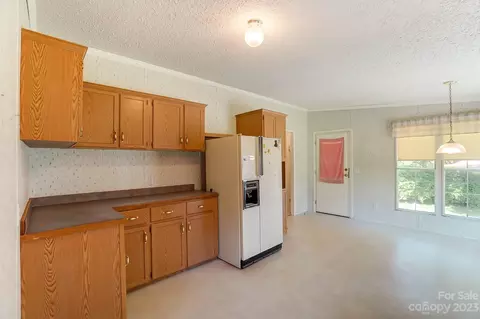 12376 Ritchie Rd, Midland, NC 28107 photo 8