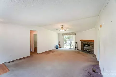 12376 Ritchie Rd, Midland, NC 28107 photo 4