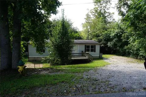 1215 Peak Nw Pl NW, Lenoir, NC 28645