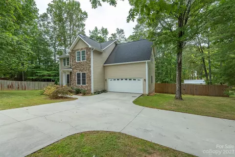 9 Rutledge Rd, Fletcher, NC 28732 photo 2