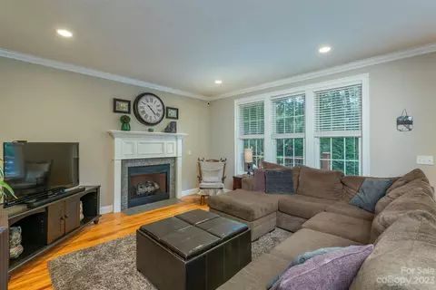 9 Rutledge Rd, Fletcher, NC 28732 photo 11