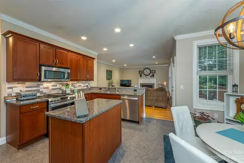9 Rutledge Rd, Fletcher, NC 28732 photo 15