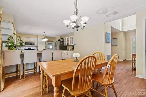 42 Bear Trl, Fairview, NC 28730 photo 12