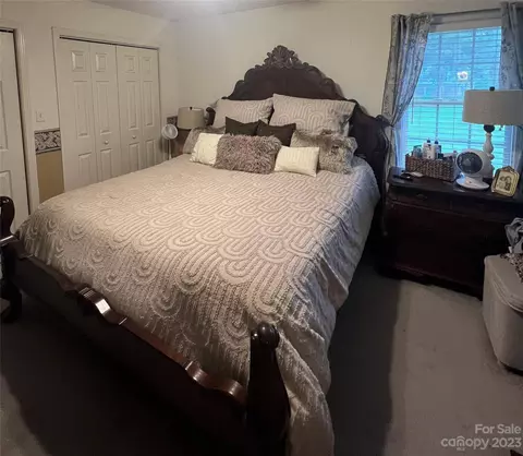 2046 Summerfield Cir, Conover, NC 28613 photo 13