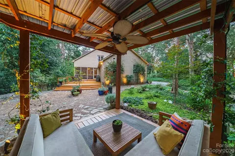 3032 Lauren Glen Rd, Charlotte, NC 28226