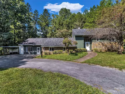 156 Shelburne Rd, Asheville, NC 28806