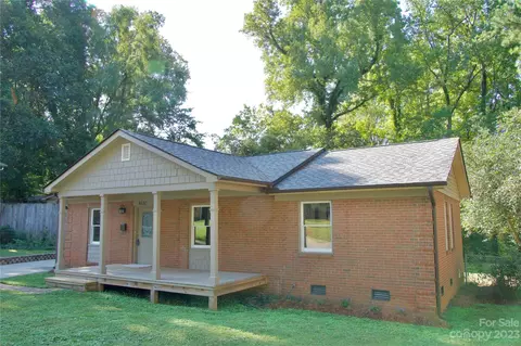 4630 Halstead Dr, Charlotte, NC 28209