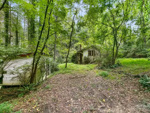 4089 Little River Rd, Hendersonville, NC 28739