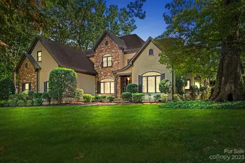 158 Mayfair Rd, Mooresville, NC 28117