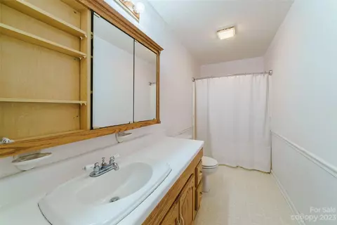 3 Daniel Cir, Granite Falls, NC 28630 photo 12