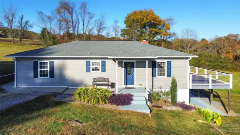1797 Old Glenwood Rd, Marion, NC 28752