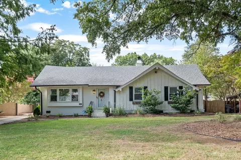 3226 Spring Valley Rd, Charlotte, NC 28210