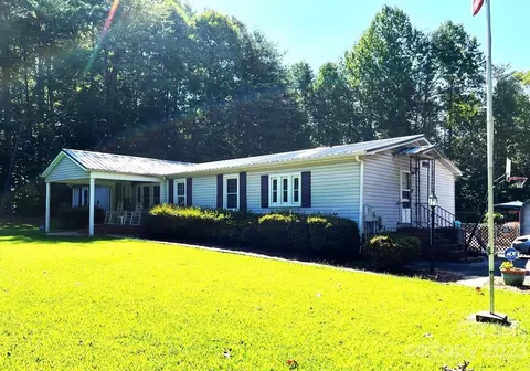 4377 Hawk Dr, Claremont, NC 28610