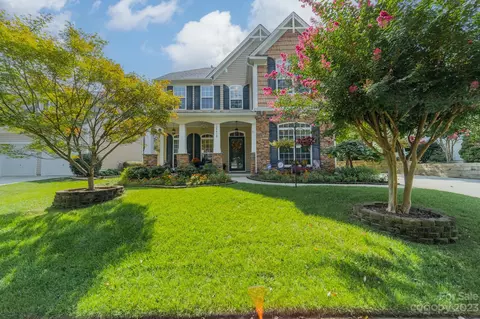 18410 Train Station Dr, Cornelius, NC 28031