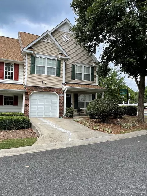 11065 Alderbrook Ln, Charlotte, NC 28270