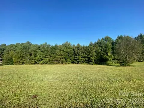 000 Bolin 8 Rd #8, Blacksburg, SC 29702