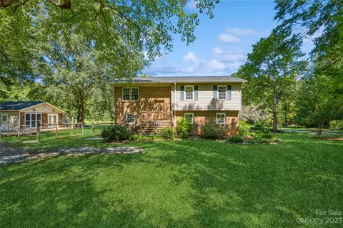 3601 Crestwood Dr, Monroe, NC 28112