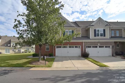 10937 Cripple Creek Ln, Charlotte, NC 28277