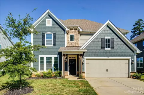 675 Belle Grove Dr, Lake Wylie, SC 29710