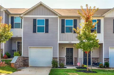 1480 Mulberry Ridge Dr, Newton, NC 28658